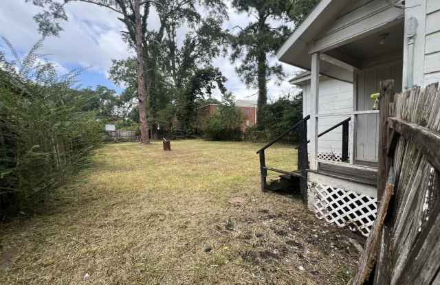 163 Lynn Avenue Gallery 2