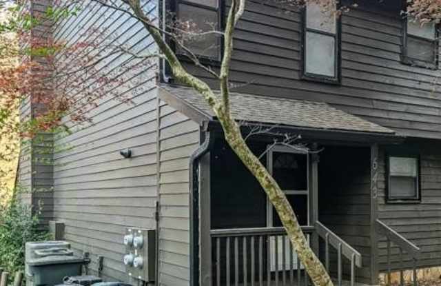 643 Riverside Drive photos photos