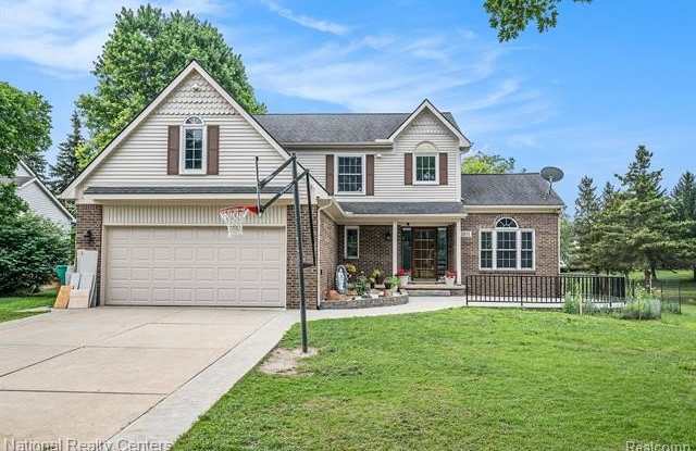 1851 Ayrshire Drive photos photos