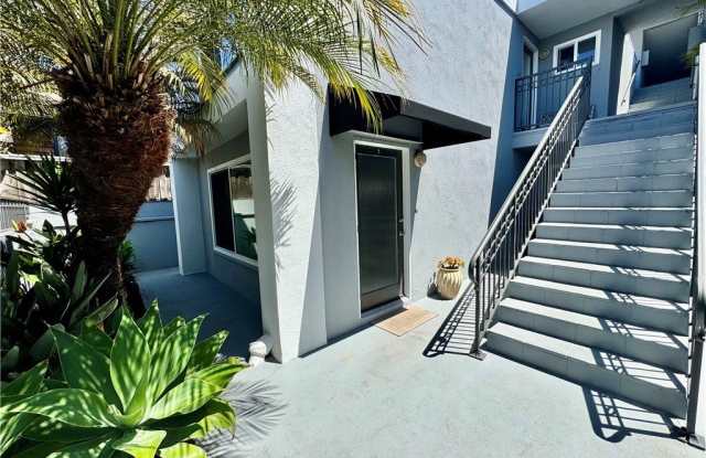 970 Glenneyre Street - 970 Glenneyre Street, Laguna Beach, CA 92651