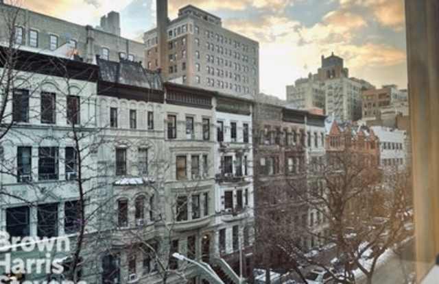 117 West 74th Street Gallery 2