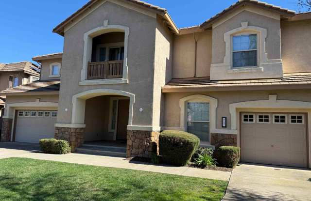 Absolutely Gorgeous Home in Gated Roseville Community photos photos