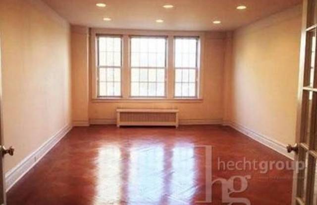 124 W 79TH ST. - 124 West 79th Street, New York City, NY 10024
