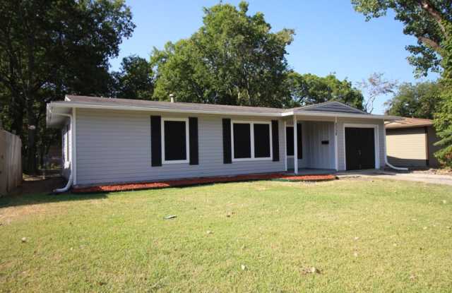 2338 Bluffton Dr Gallery 2