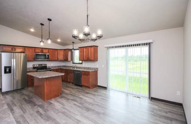 Beautiful 3 bedroom 2 bath unit at 620 Samantha St. in Tea, SD. Gallery 1