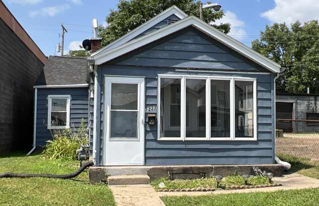 1227 Elm Street photos photos