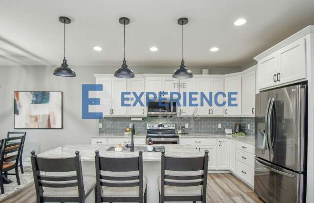 Spacious 5-Bedroom Home with Private Theater & Wet Bar! Gallery 3