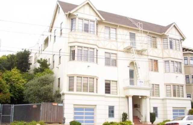 2br - 780ft2 - Prime location! One block to UCB photos photos