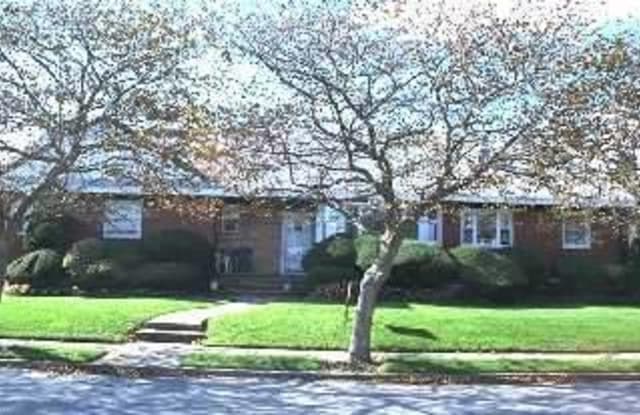 75 SUFFOLK BLVD - 75 Suffolk Boulevard, Atlantic Beach, NY 11509