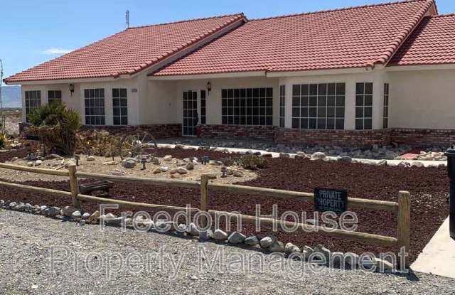 3260 Helicopter Avenue - 1 photos photos