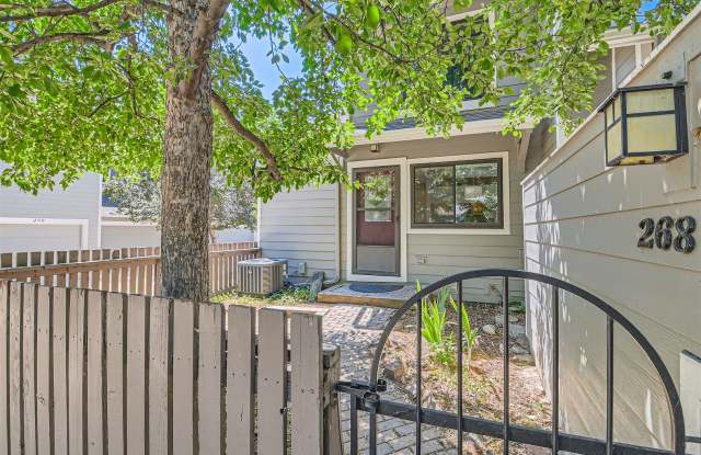 Charming Townhome in Louisville! photos photos