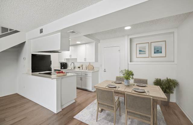 Lexington Townhomes Gallery 3