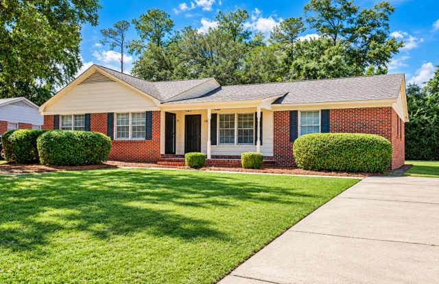Pet-Friendly Home Near UNCW with Open-Concept Living – Co-Signers Welcome! photos photos Pet-Friendly Home Near UNCW with Open-Concept Living – Co-Signers Welcome! photos photos