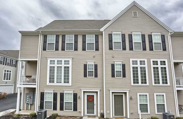 3013 MERIDIAN COMMONS - 3013 Meridian Commons, Cumberland County, PA 17055