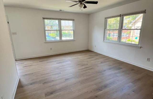 9737 HAGEL Circle Gallery 2