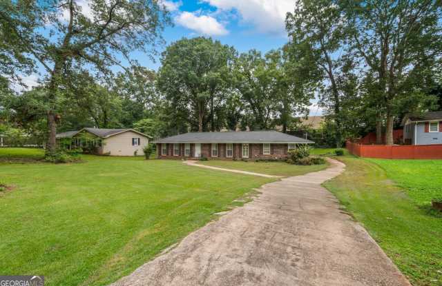 4839 Lehigh Drive Gallery 3