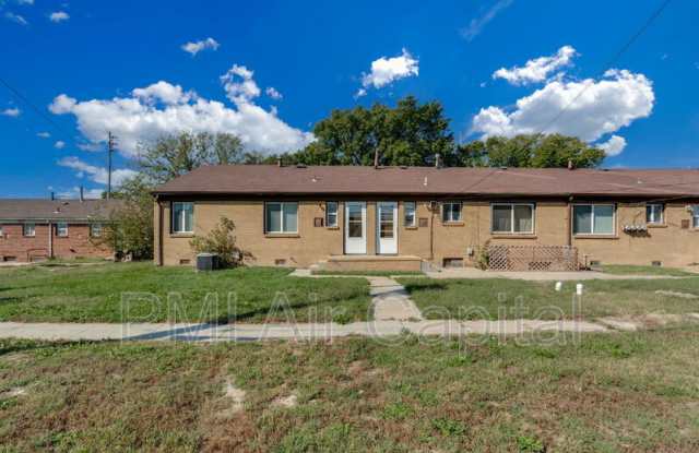 638 S Woodlawn Blvd - 638 South Woodlawn Boulevard, Wichita, KS 67218