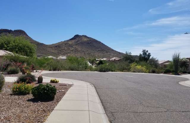 6524 W HONEYSUCKLE Drive Gallery 2