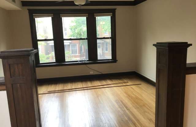 2825 W NELSON Gallery 4