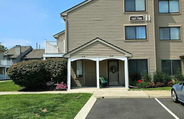 1106 ROBERTS Way photos photos