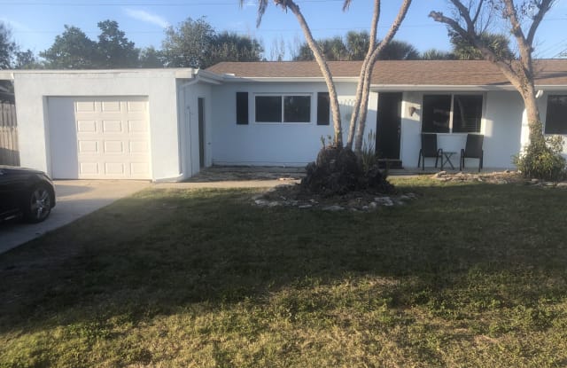 206 Cassia Boulevard - 206 Cassia Boulevard, Satellite Beach, FL 32937