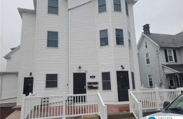 2006 Washington Avenue unit: 5 photos photos