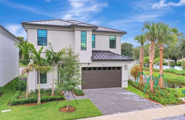 1454 NW 23rd ST photos photos