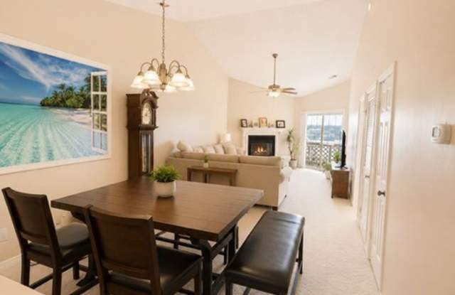 Harbour Point Condos Gallery 4