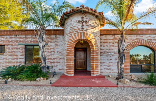 3624 E Calle Alarcon - 3624 East Calle Alarcon, Tucson, AZ 85716
