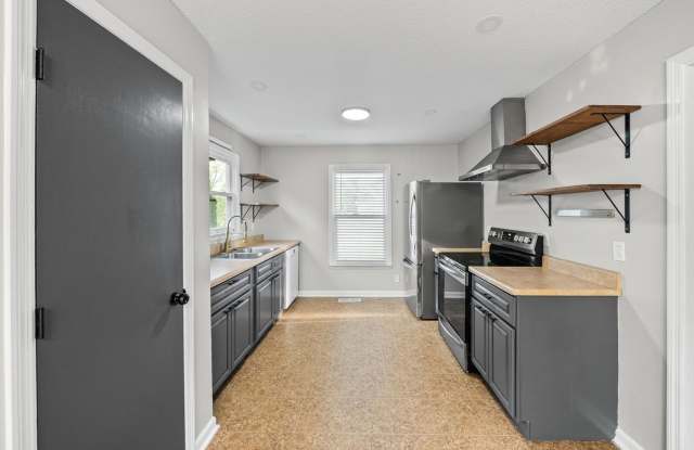 3 Bedroom 1 1/2 Bath Renovated Home For Rent! photos photos 3 Bedroom 1 1/2 Bath Renovated Home For Rent! photos photos