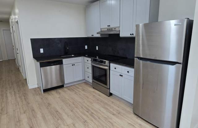356 3rd Street - 2 photos photos