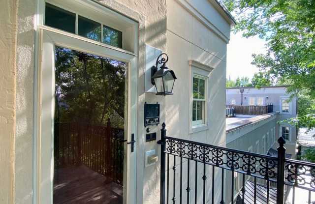 Top floor apartment downtown with private parking garage photos photos
