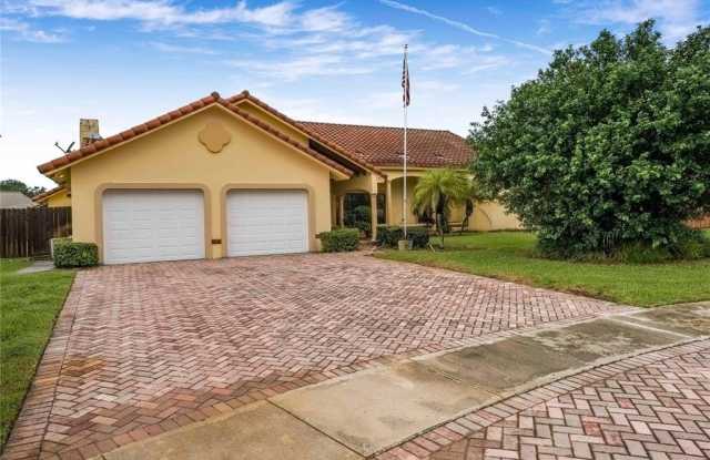 1721 NW 96th Ave photos photos