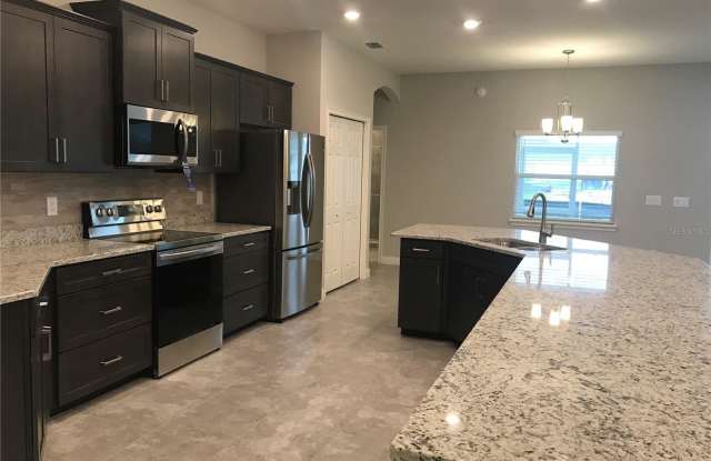 1437 CYPRESS VIEW Lane Gallery 4