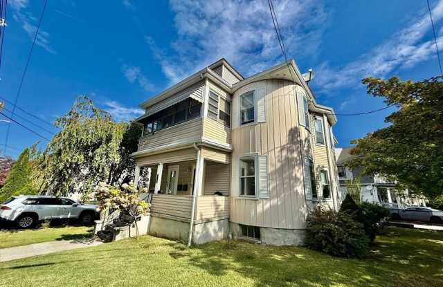 210 Franklin St photos photos