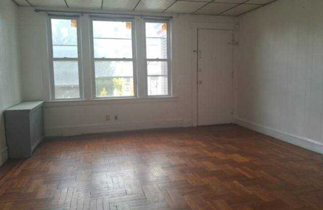 19 Bayview Ave Gallery 2