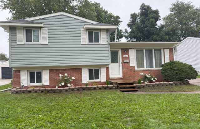 5348 Winshall Dr Gallery 1
