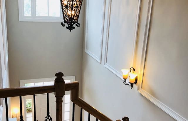 6074 Narcissa Pl Gallery 2