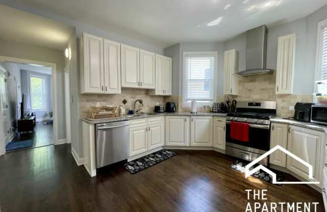 2824 North Ridgeway Ave. photos photos