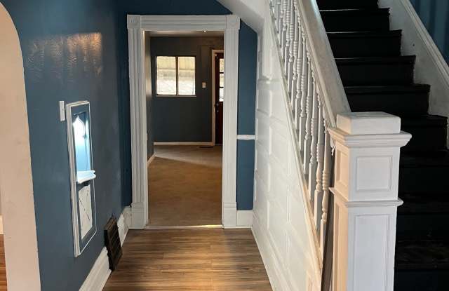 226 Bausman St photos photos
