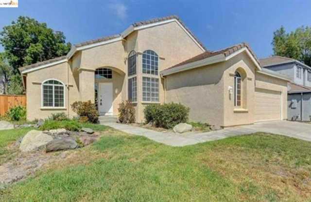 WONDERFUL SINGLE STORY DISCOVERY BAY CUL DE SAC LOCATION! COMPLETELY REMODELED HOME!! photos photos