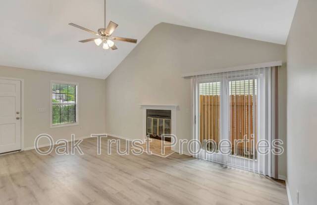 1755 River Front Drive Gallery 4