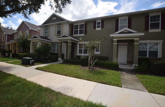 Beautiful 2 bedroom/2.5 Baths Townhouse for rent at 7466 Bentonshire Ave. Windermere, FL 34786 Gallery 2