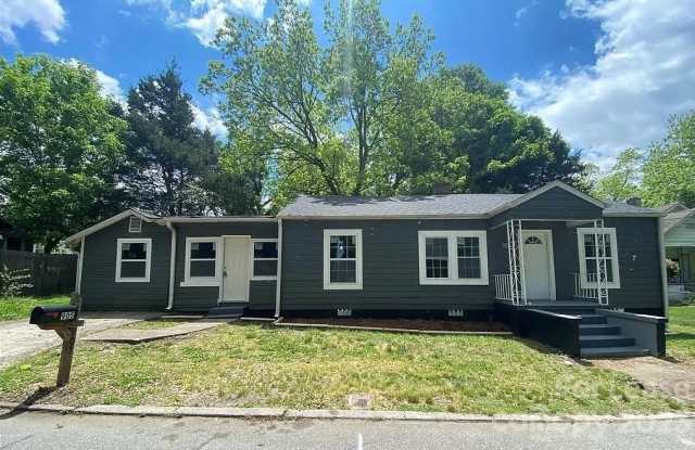 905 Rankin Avenue - 905 West Rankin Avenue, Gastonia, NC 28052