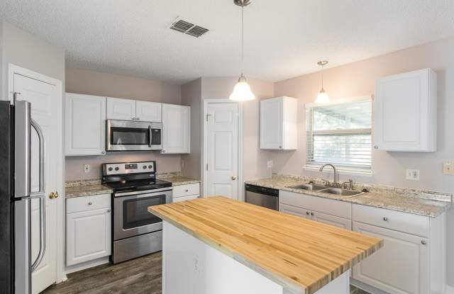 2119 Ardencroft Drive Gallery 2