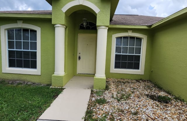 6122 NW E Deville Circle photos photos