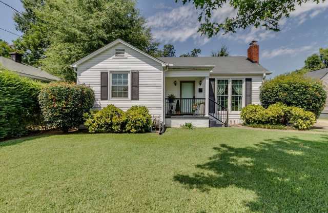 Beautiful 2 Bed 1 Bath Available in August! photos photos