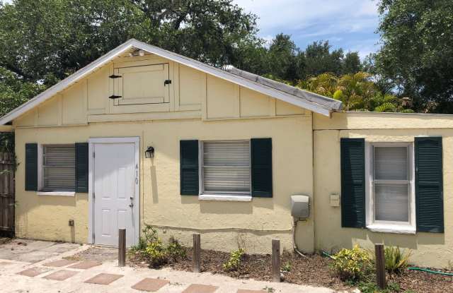 410 28th St W photos photos