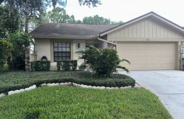 4002 Shoreside Circle photos photos