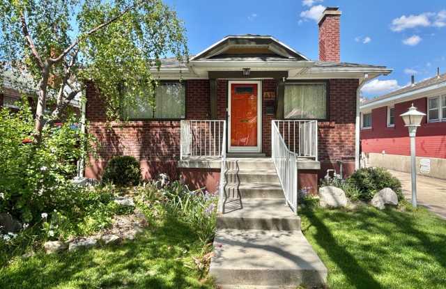 Beautiful Renovation in Liberty Wells! Gallery 3